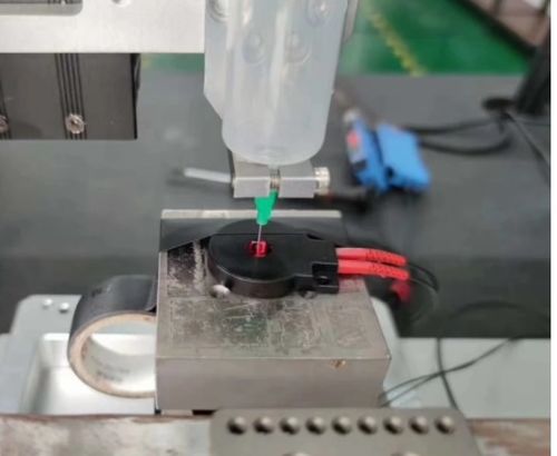 提升點膠工藝 通過一體化設計與智能傳感技術(shù)降低產(chǎn)品不良率